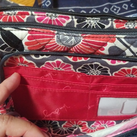 Vera Bradley bag - Picture 2 of 2